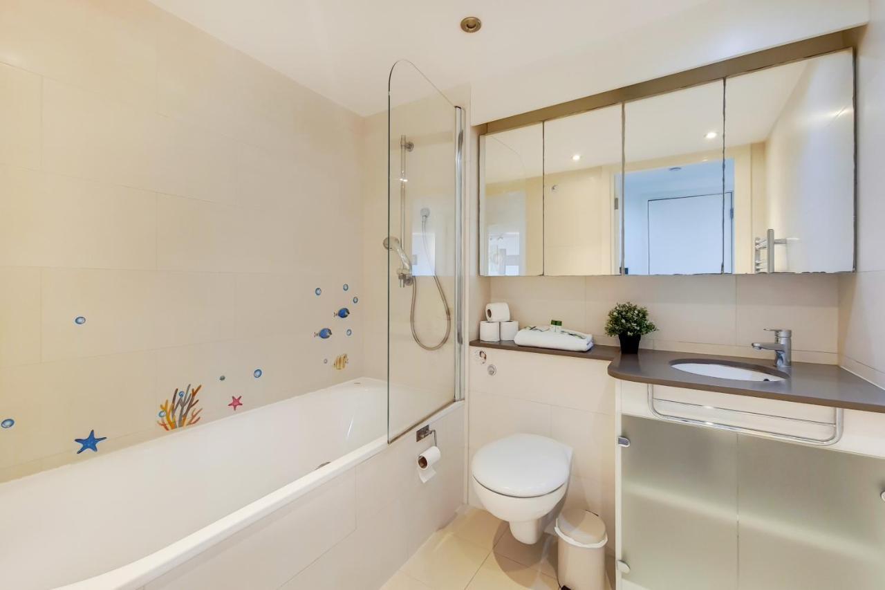 Free Parking - Two Bed Apartment By London Docklands المظهر الخارجي الصورة